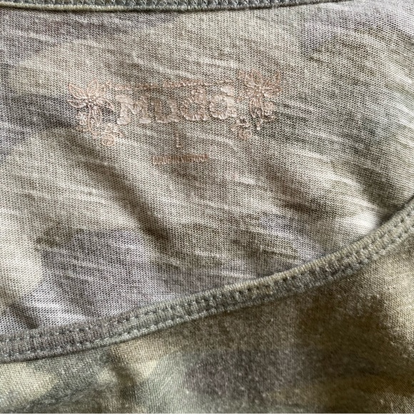 Mudd size large camo tank top - Picture 4 of 6